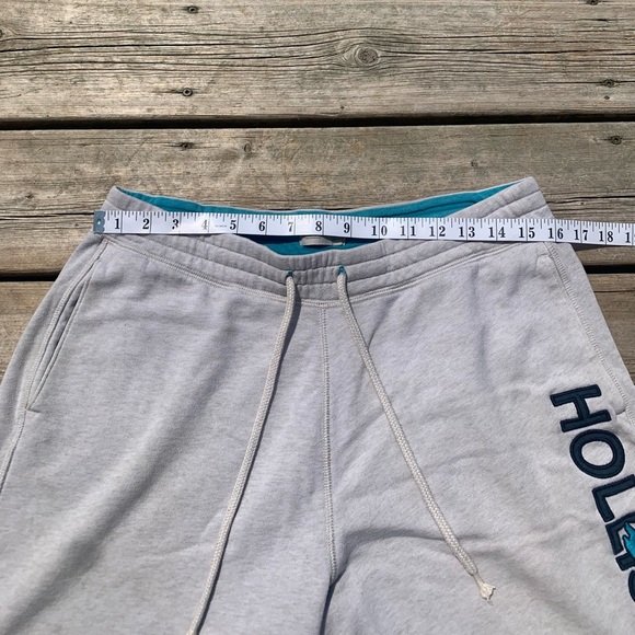 💜 Hollister Gray Drawstring Sweat Shorts - Size M - Picture 7 of 7